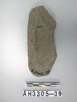 藏品(中型舌刃打製石斧)的圖片